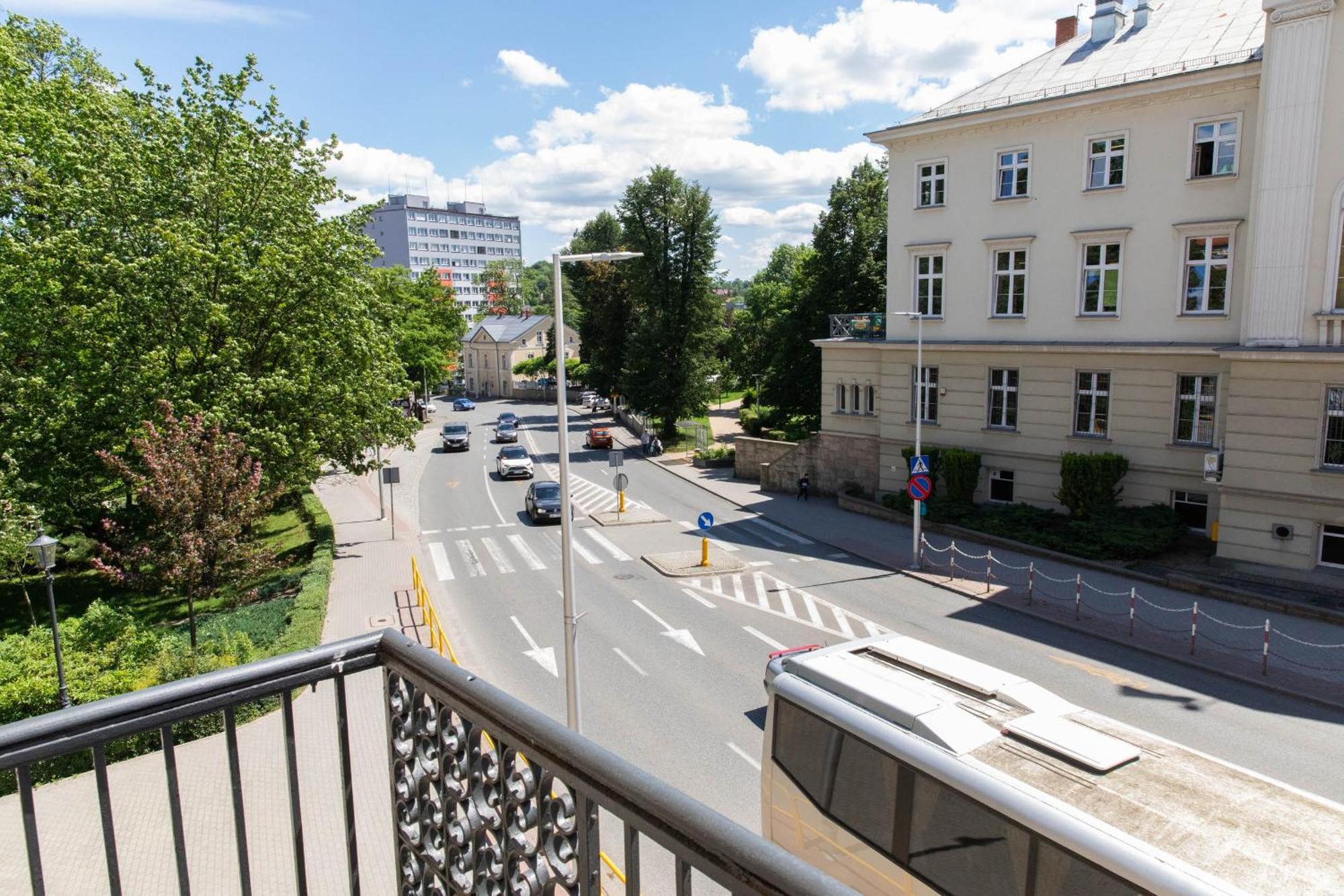 Apartament Old Town Premium Z Balkonem Lejlighed Kłodzko Eksteriør billede